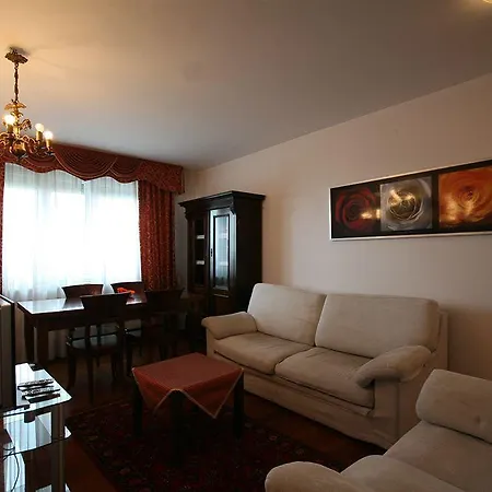 Lucka Apartment Warsaw