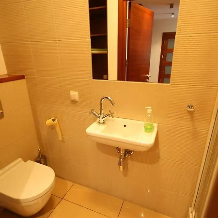 Lucka Apartment *