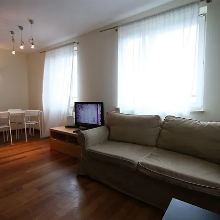Lucka Apartment *
